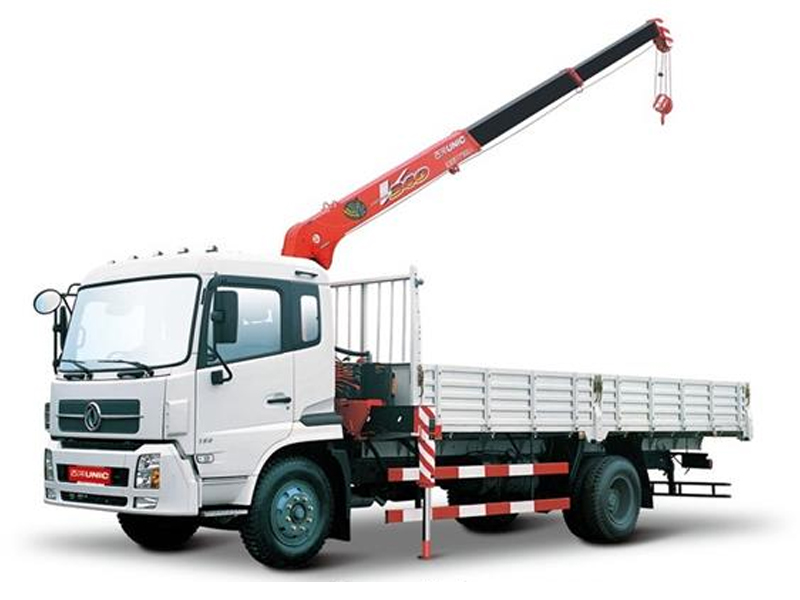 Giới thiệu Xe tải Dongfeng Hoàng Huy B180 gắn cẩu Unic 5 tấn URV504 - 4